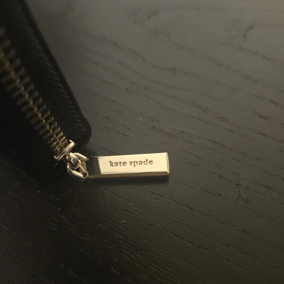 Kate Spade Continental Wallet Black - Picture 7 of 8